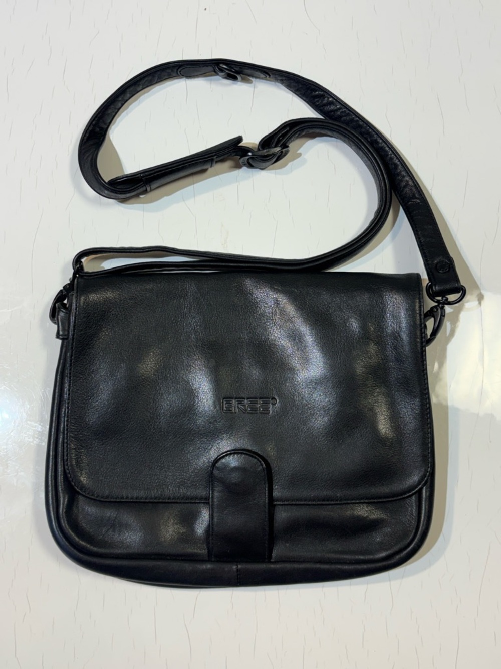 BREE Black Leather Satchel Crossbody - Classic Women's Shoulder Bag